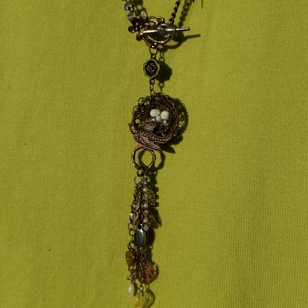 Necklace - Picture 5 of 8